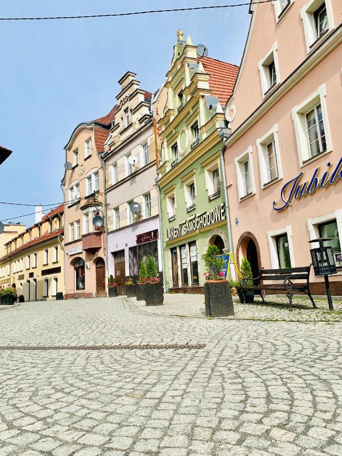 Apartament W Samym Sercu Miasta Z Darmowym Parkingiem Pod Zlotym Lwem -Hotel VI Kłodzko Eksteriør billede